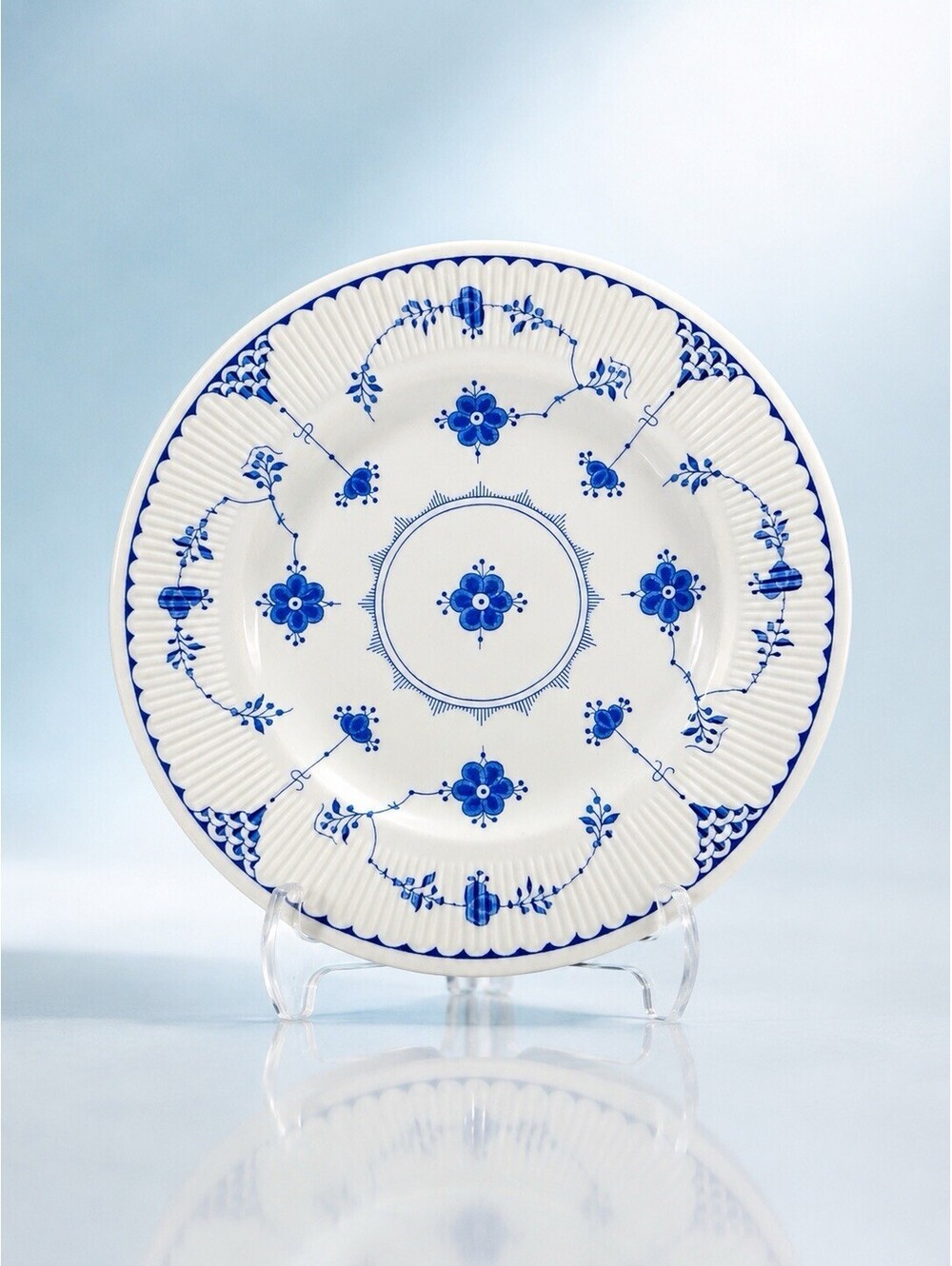 Mason’s England 1970s Dinner Plate Denmark Ironstone Blue And White, 10”